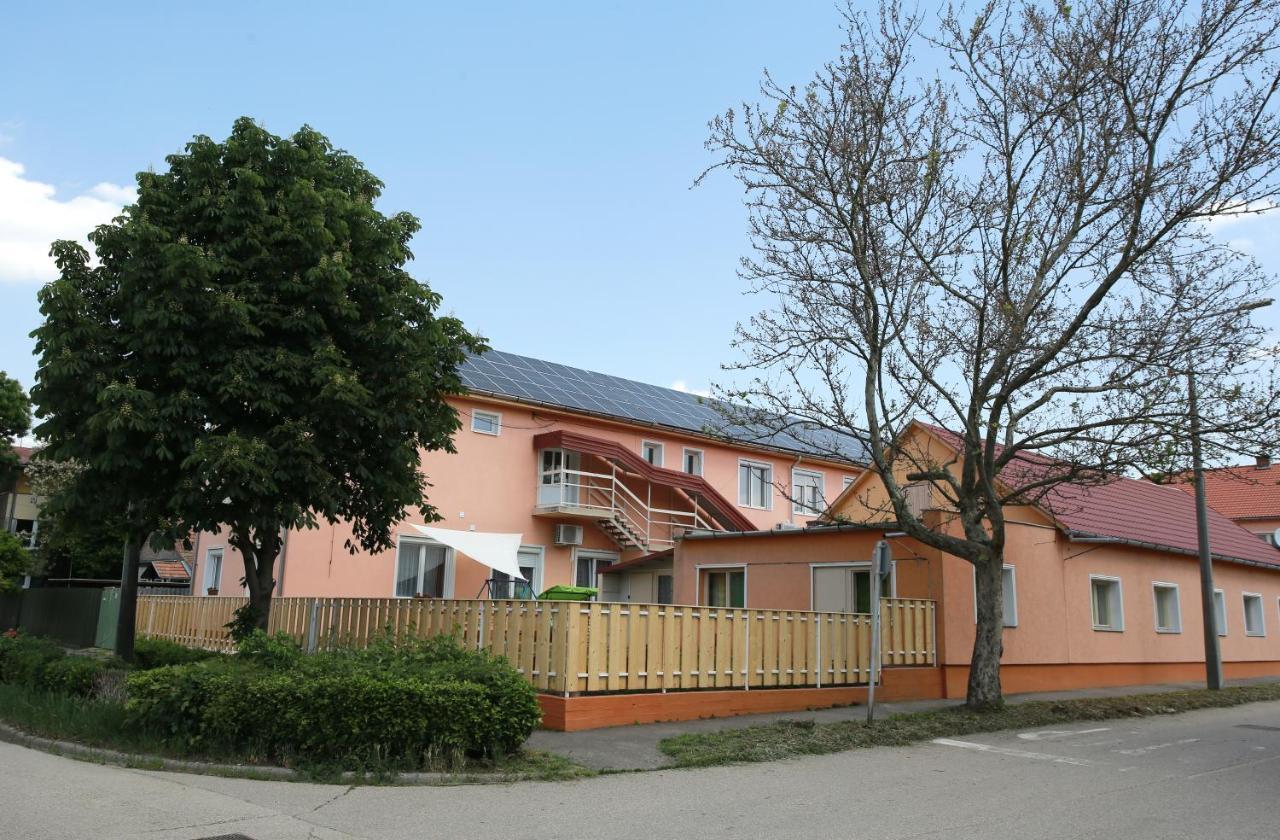 סנטש Central Panzio מראה חיצוני תמונה